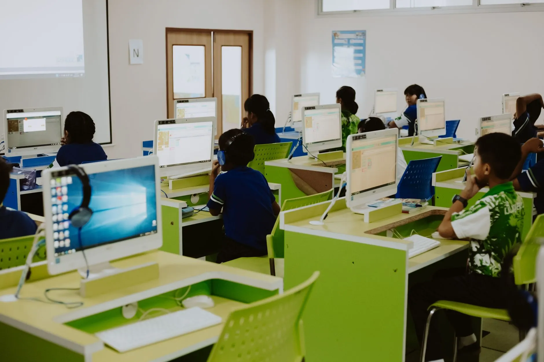 2025年中小学排课系统技术架构升级趋势解析正文配图 1
